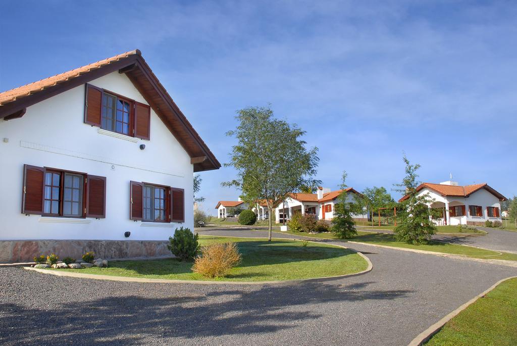 Complejo De Cabanas Llatani Hotel Los Reartes Kültér fotó